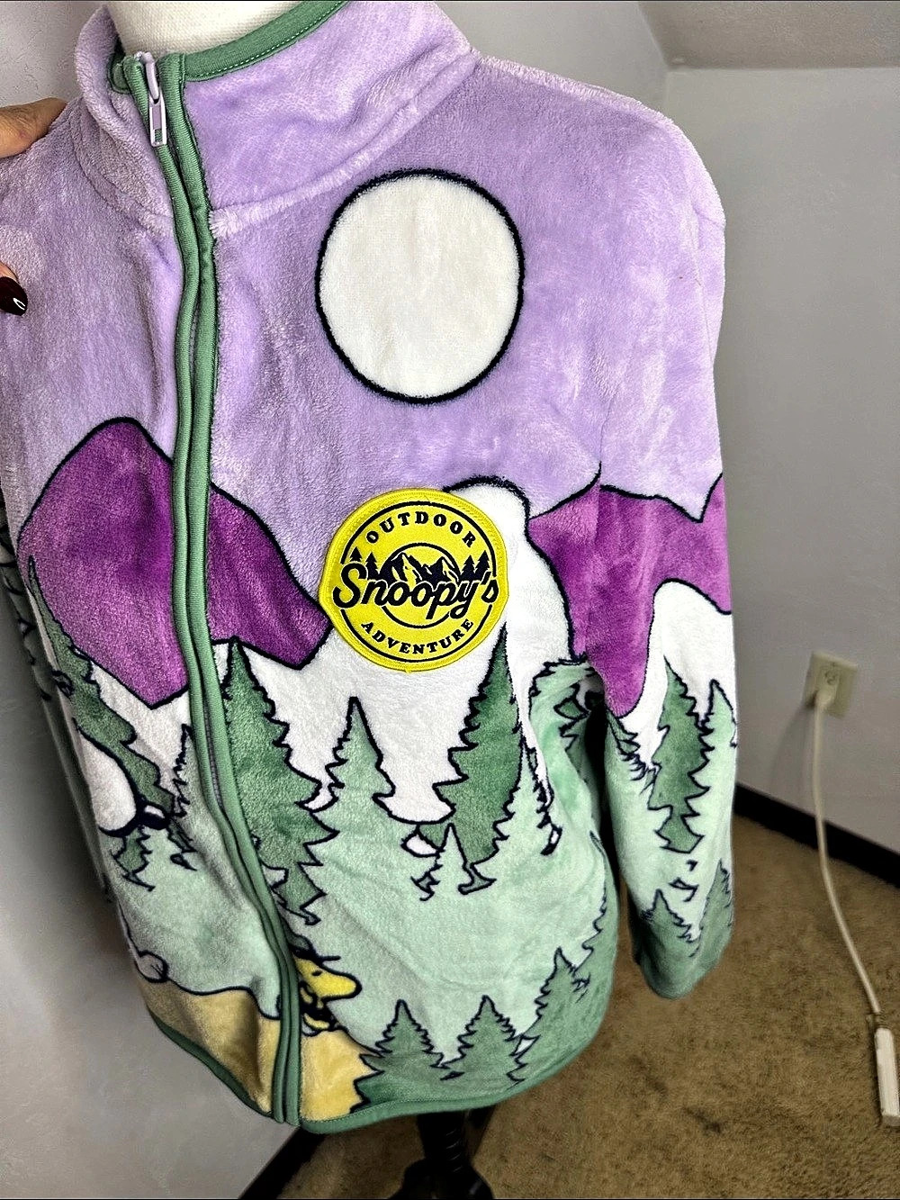 Peanuts Snoopy Woodstock Snowy Adventure fleece jacket Snoopy Fleece Jacket in - Picture 3 of 5